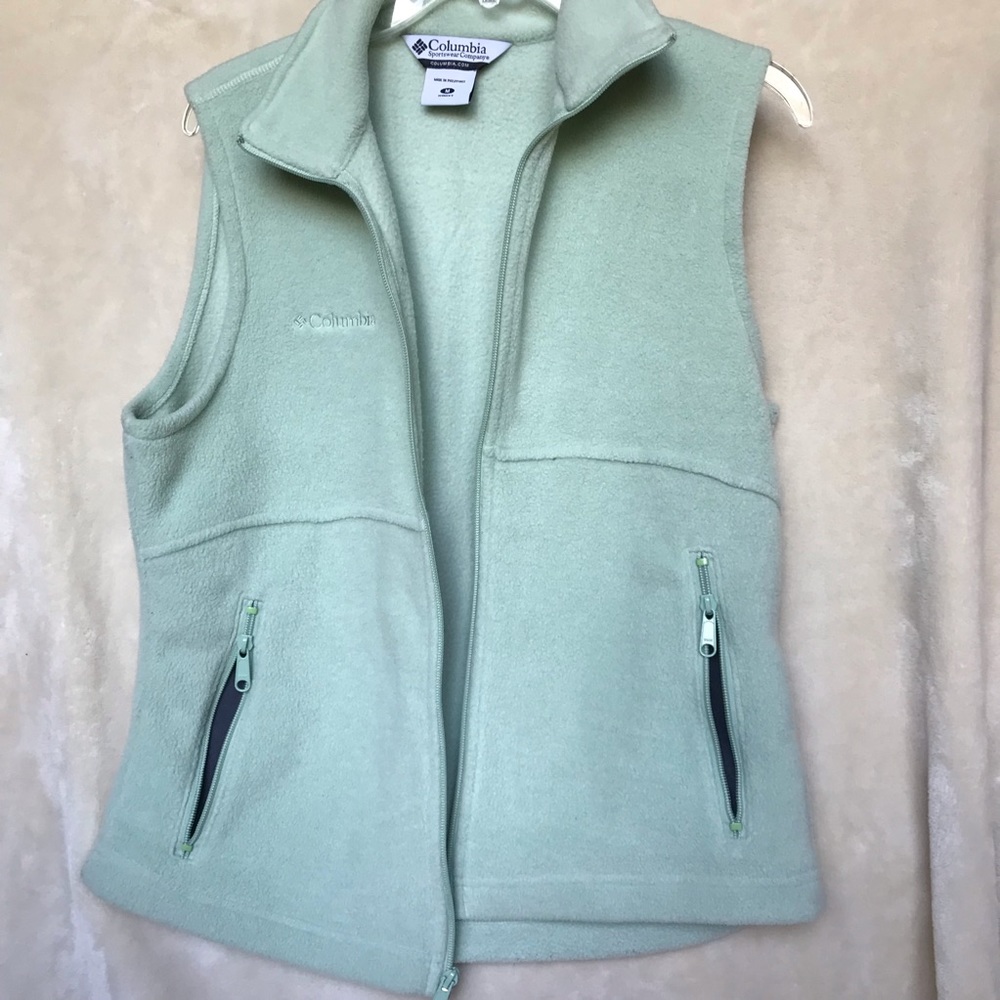 Columbia fleece vest